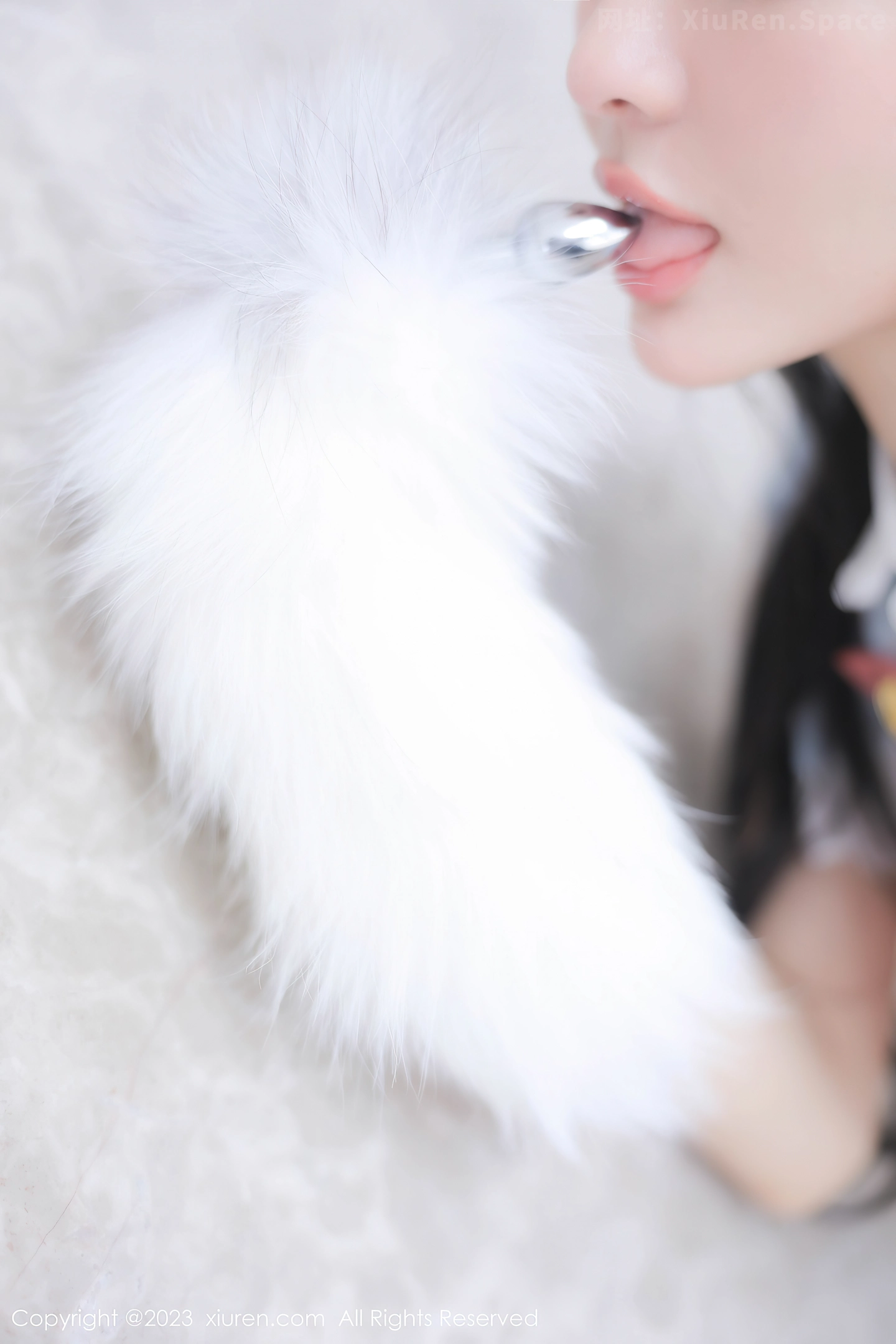 图片[5]-[XiuRen秀人网]VOL.7134 模特幼幼性感淡蓝色卡哇伊服露白色内衣配白丝袜迷人诱惑写真94P-秀人网官方网站